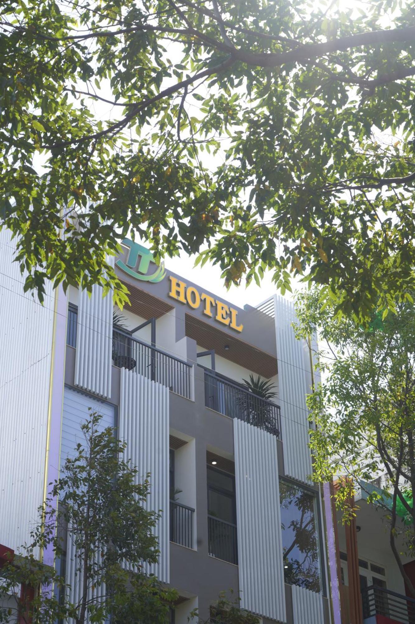 Thanh Thuy Hotel Buon Ma Thuot Bagian luar foto