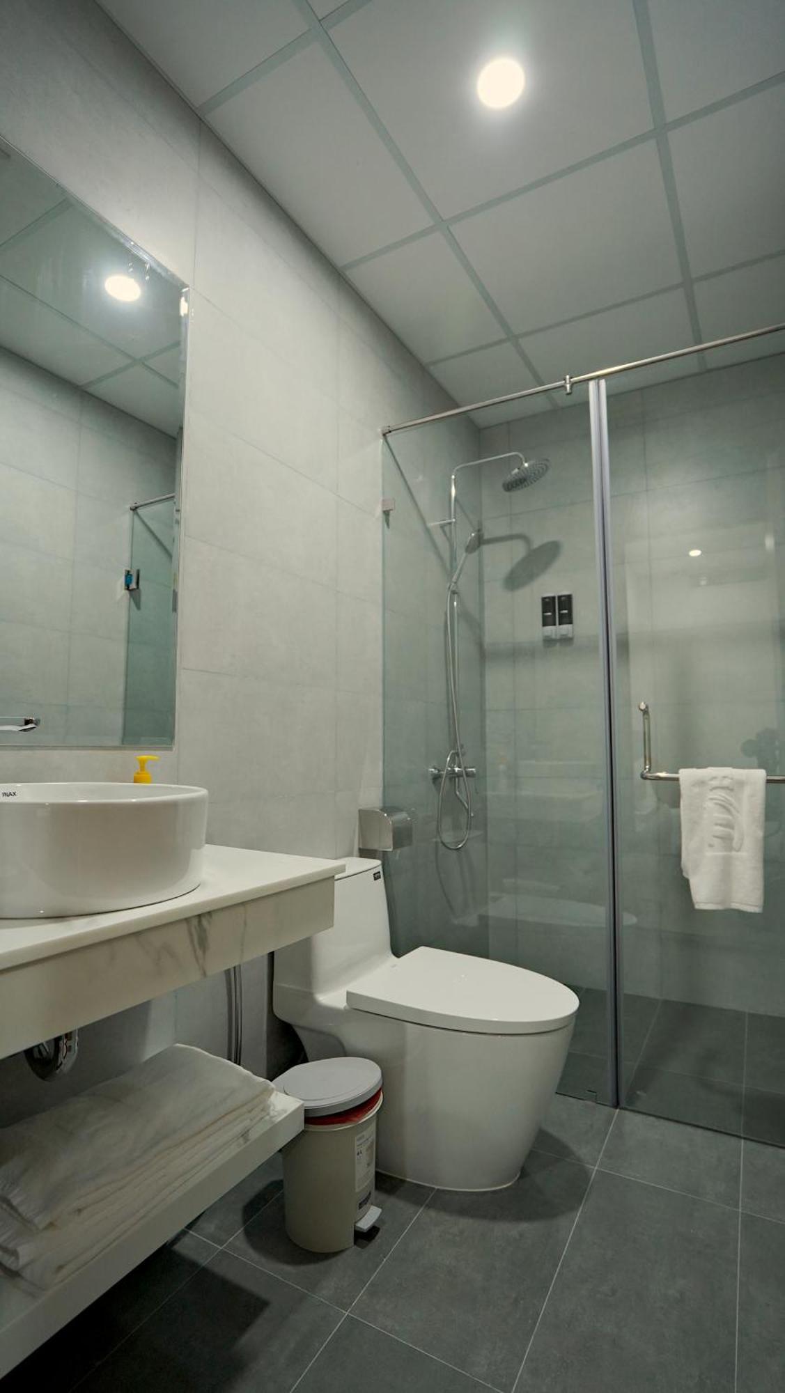 Thanh Thuy Hotel Buon Ma Thuot Bagian luar foto